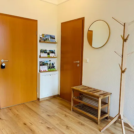 Hangstein Apartment, Adlerwarte-vogelpark-hermannsdenkmal-wanderwege Detmold