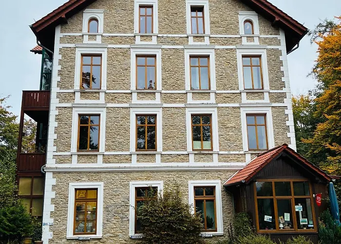 Hangstein Apartment, Adlerwarte-vogelpark-hermannsdenkmal-wanderwege Detmold